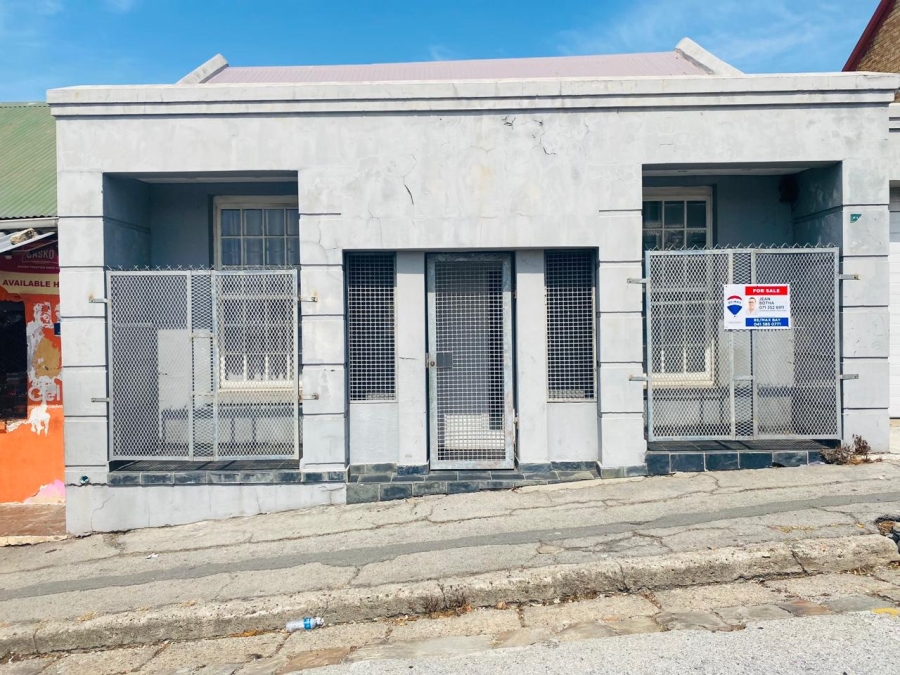 2 Bedroom Property for Sale in Richmond Hill Eastern Cape